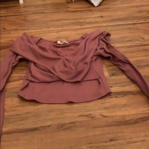 Tight logsleeved top